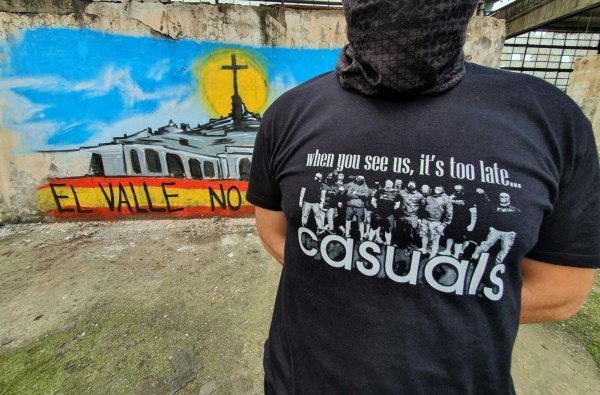 Tricou "Casuals" - imagine 2
